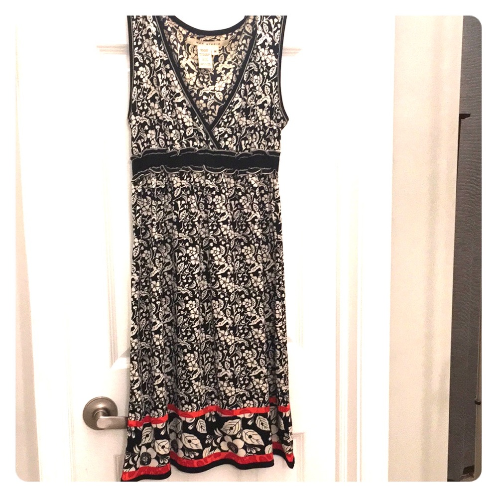 Black/white/red Dress